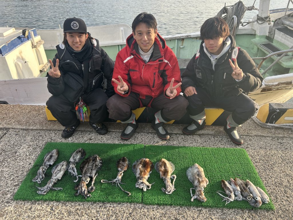 山陰 浜田港 渡船 慶禄 2025年11月24日磯 釣果報告4