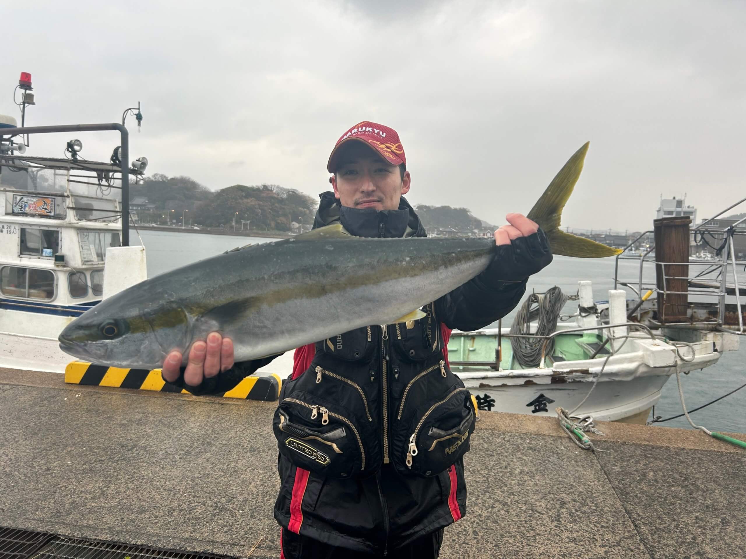 山陰 浜田港 渡船 金時丸 2025年12月17日 波止 釣果報告1