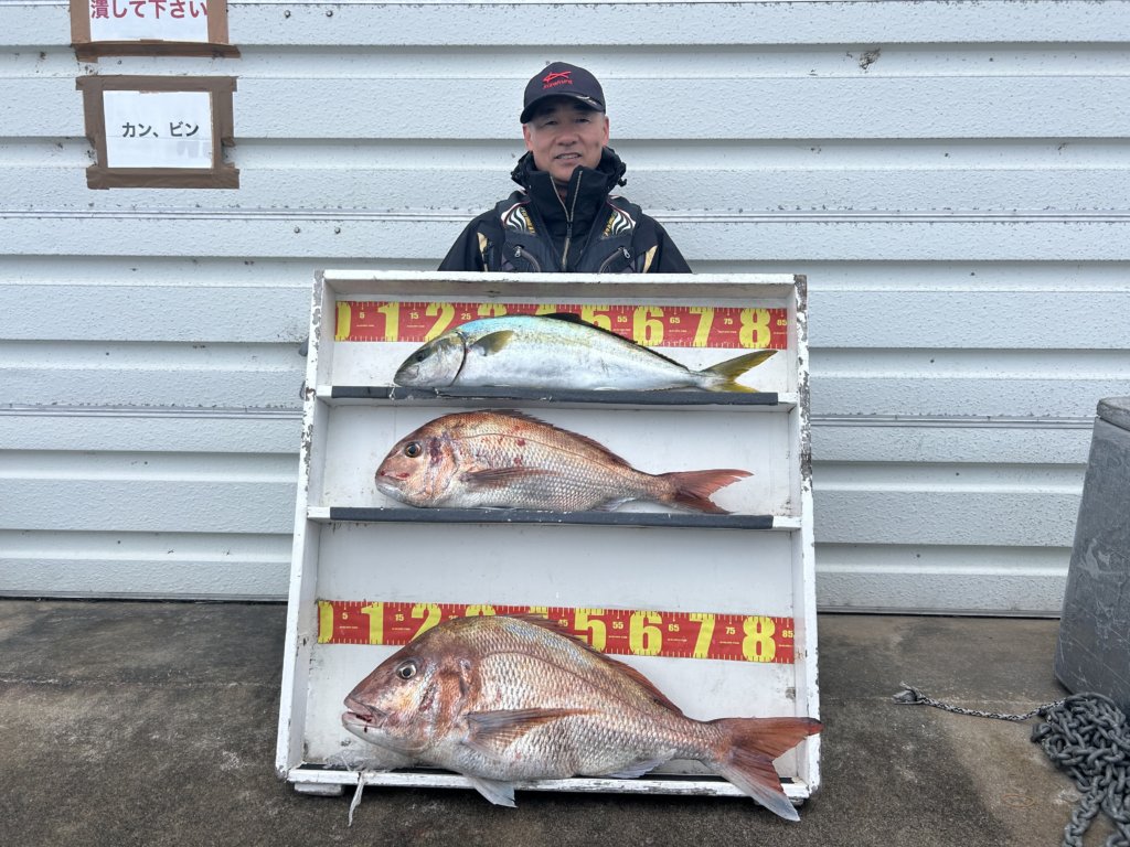 山陰 浜田港 渡船 金時丸 2025年12月29日 波止 釣果報告1